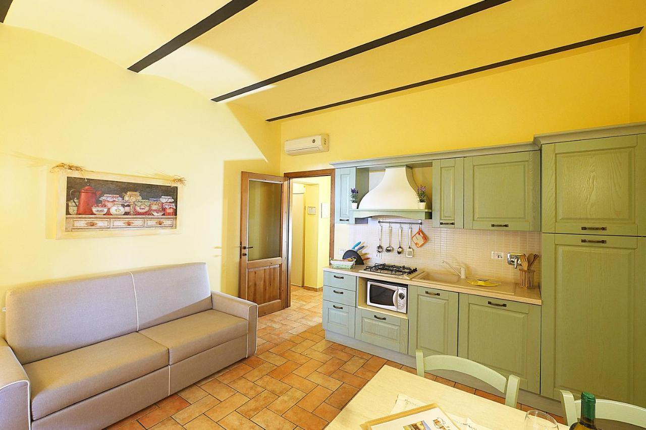 Agriturismo Il Pelago Кастаньєто-Кардуччі Екстер'єр фото
